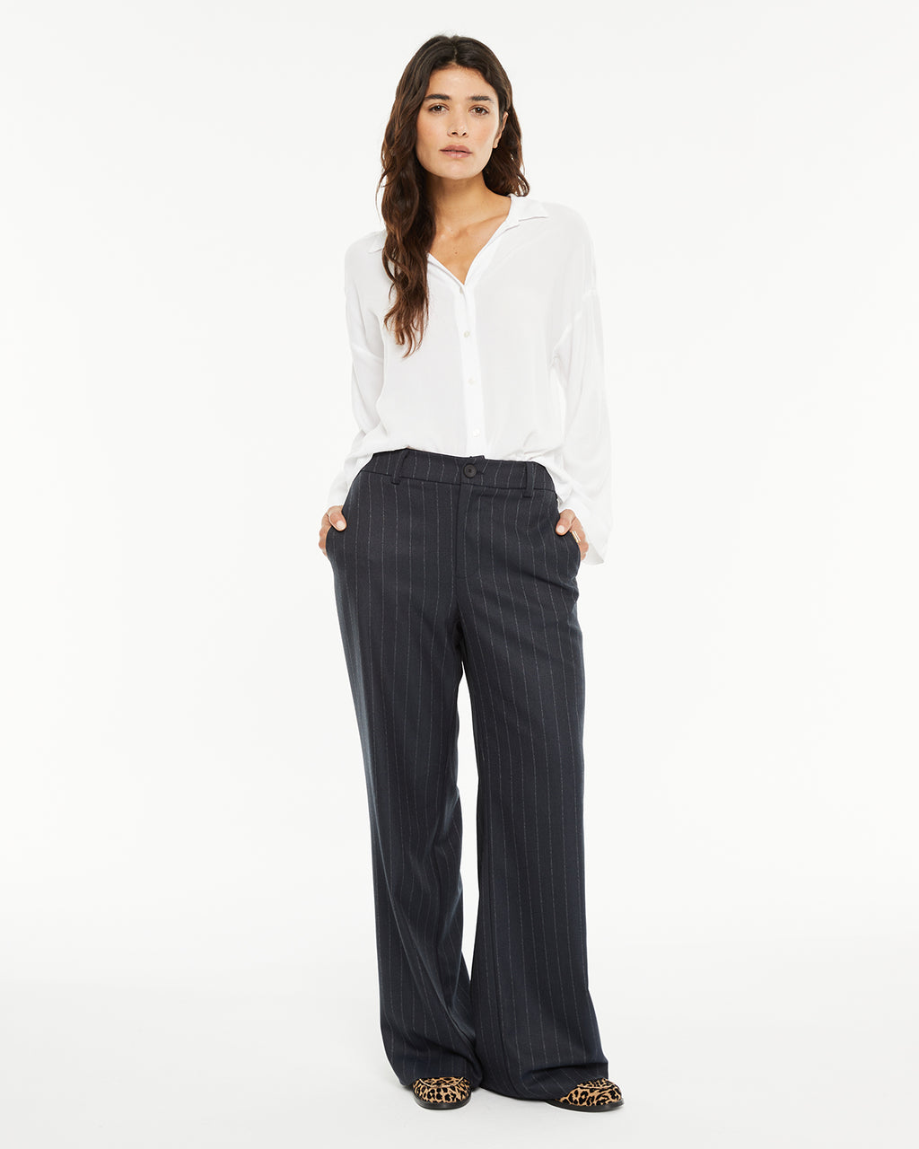 Camisa blanca básica